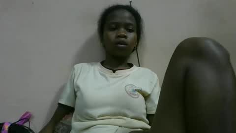 Snapshot of flora48230522373 chatting on May 28, 8:44 am flora48230522373 online show from May 28, 8:44 am