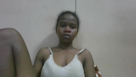 Snapshot of flora48230522373 chatting on May 29, 5:11 pm flora48230522373 online show from May 29, 5:11 pm