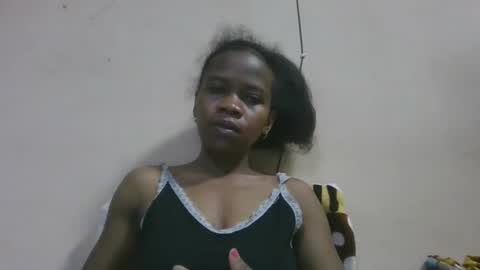 Snapshot of flora48230522373 chatting on June 1, 6:37 am flora48230522373 online show from June 1, 6:37 am