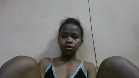 Snapshot of flora48230522373 chatting on June 3, 1:46 pm flora48230522373 online show from June 3, 1:46 pm