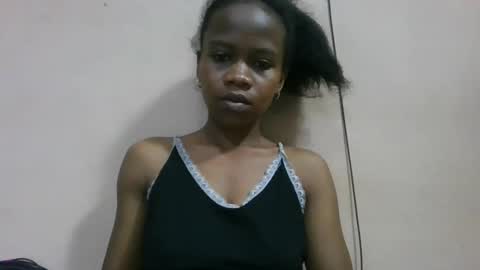 Snapshot of flora48230522373 chatting on June 3, 2:55 pm flora48230522373 online show from June 3, 2:55 pm
