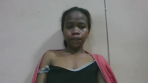 Snapshot of flora48230522373 chatting on June 4, 3:18 pm flora48230522373 online show from June 4, 3:18 pm