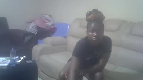 Snapshot of floral_q chatting on May 17, 1:29 pm Floral online show from May 17, 1:29 pm