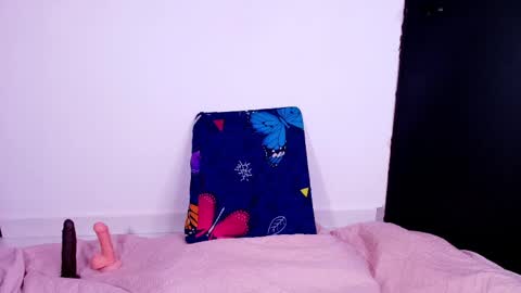 Snapshot of flordecayena_ chatting on May 28, 3:04 am Flordecayena online show from May 28, 3:04 am