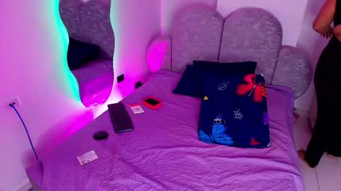 Snapshot of flordecayena_ chatting on June 8, 3:07 am Flordecayena online show from June 8, 3:07 am