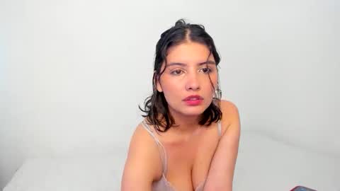 Snapshot of flordejamaica chatting on November 10, 9:03 pm Tell me My Love online show from November 10, 9:03 pm