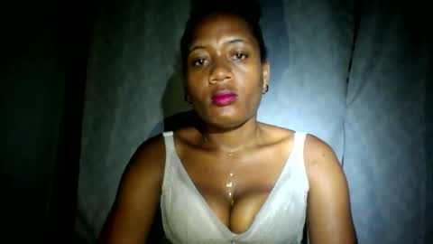 florencia011 online show from January 22, 10:37 pm
