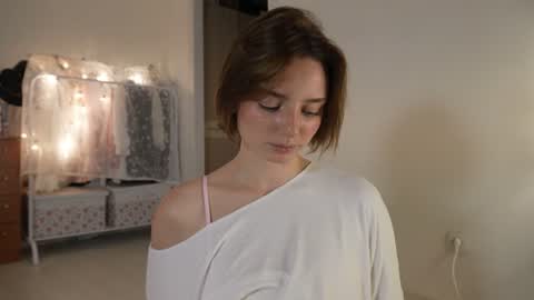 Snapshot of floret_joy chatting on August 1, 7:57 pm ALICE online show from August 1, 7:57 pm