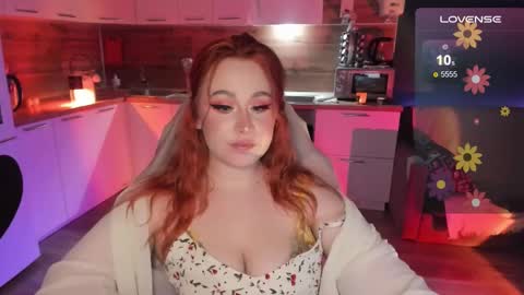 Snapshot of flower_camellia chatting on December 17, 11:59 pm Camelia online show from December 17, 11:59 pm