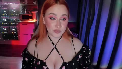 Snapshot of flower_camellia chatting on February 4, 7:44 pm Camelia online show from February 4, 7:44 pm