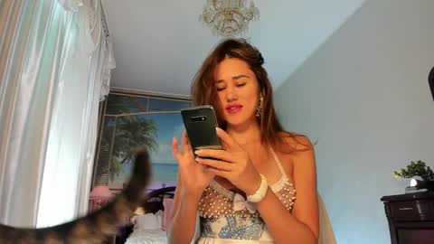 Nicole online show from April 26, 5:49 am