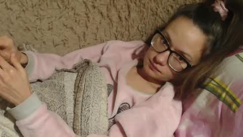 Snapshot of flowercandydoll chatting on December 2, 6:54 pm say meow and send tip online show from December 2, 6:54 pm