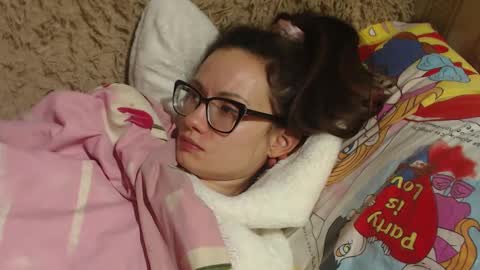 Snapshot of flowercandydoll chatting on February 4, 12:51 am say meow and send tip online show from February 4, 12:51 am