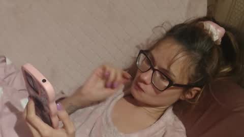 Snapshot of flowercandydoll chatting on October 29, 7:15 pm say meow and send tip online show from October 29, 7:15 pm