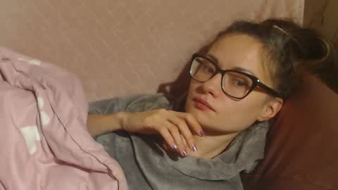 say meow and send tip  online show from December 2, 3:40 pm