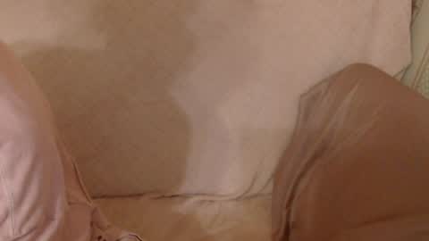 say meow and send tip  online show from May 22, 5:18 pm