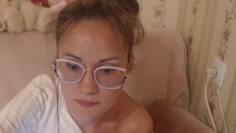 say meow and send tip  online show from June 21, 3:14 pm