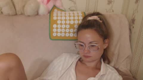 say meow and send tip  online show from June 26, 7:18 pm