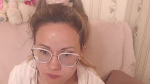 say meow and send tip  online show from June 27, 7:24 am