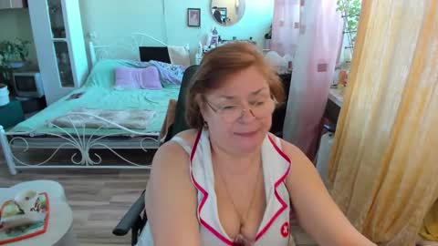 Flowerlower online show from February 15, 8:02 am