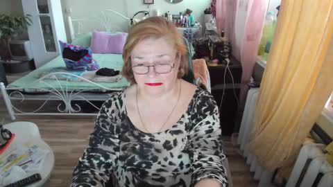 Flowerlower online show from April 28, 4:23 pm