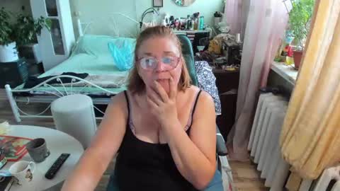 Flowerlower online show from June 17, 10:39 am