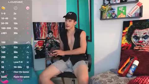 flowers109 online show from March 2, 10:49 pm