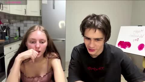 flowerscouple online show from March 14, 10:26 pm