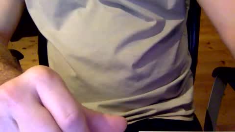 Snapshot of flowmover chatting on January 16, 11:27 pm flowmover online show from January 16, 11:27 pm