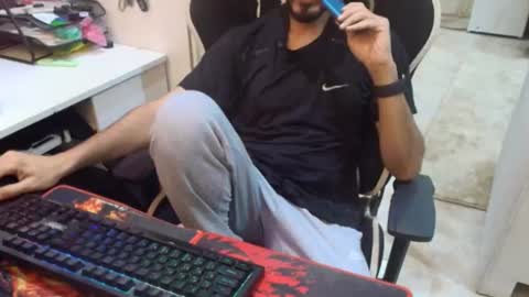 Snapshot of flowthefun chatting on June 29, 2:28 pm flowthefun online show from June 29, 2:28 pm