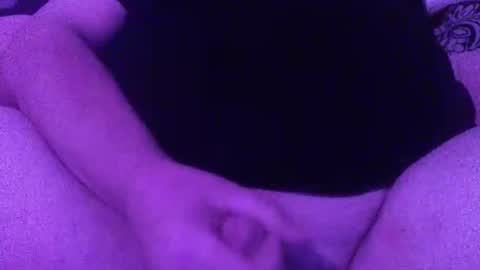 Snapshot of floyd99984 chatting on December 5, 12:52 am floyd99984 online show from December 5, 12:52 am