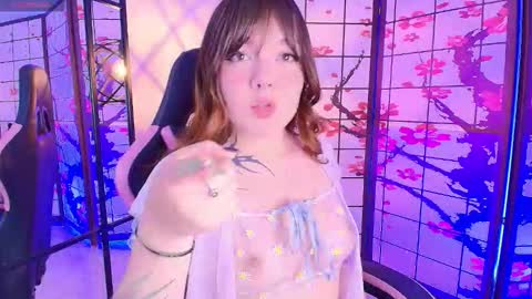  FLUFFY BUBBLE  online show from February 23, 4:10 am