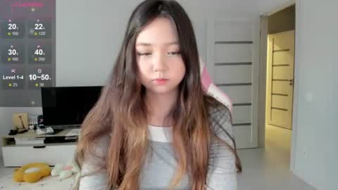 Snapshot of fluffy_rose chatting on June 12, 12:53 am Rose online show from June 12, 12:53 am