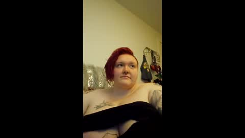 Snapshot of fluffyc0rgi chatting on December 4, 12:03 pm fluffyc0rgi online show from December 4, 12:03 pm