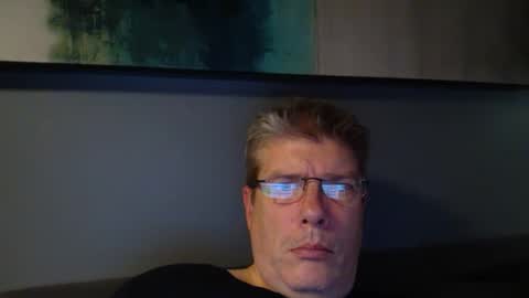 Snapshot of fluidconscience chatting on December 8, 9:13 am FluidConscience online show from December 8, 9:13 am