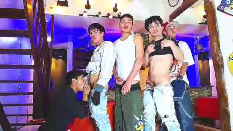 Snapshot of flyckers chatting on September 9, 8:30 pm flyckers online show from September 9, 8:30 pm