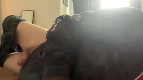 fnkywht60smthng_ online show from February 18, 6:37 pm