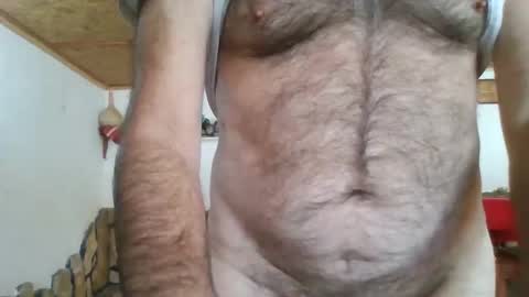 Snapshot of follador1001 chatting on September 25, 10:41 am follador1001 online show from September 25, 10:41 am