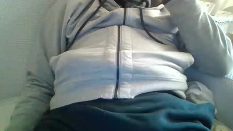 Snapshot of folletto1 chatting on December 14, 2:00 pm folletto1 online show from December 14, 2:00 pm