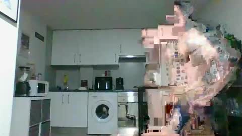 Snapshot of fonsi924 chatting on March 17, 6:06 am fonsi924 online show from March 17, 6:06 am