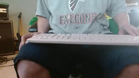 Snapshot of fooman103 chatting on February 22, 4:05 pm Fooman1007 online show from February 22, 4:05 pm