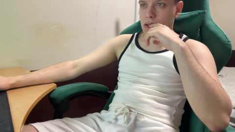 Snapshot of forbidden_alex chatting on February 9, 2:32 pm Alex online show from February 9, 2:32 pm