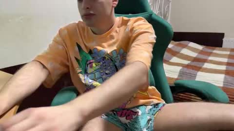 Snapshot of forbidden_alex chatting on February 11, 1:16 pm Alex online show from February 11, 1:16 pm
