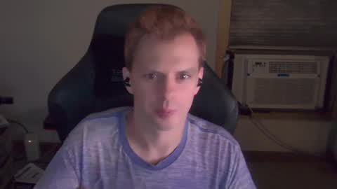 Snapshot of forever_broken chatting on September 27, 5:23 am forever_broken online show from September 27, 5:23 am