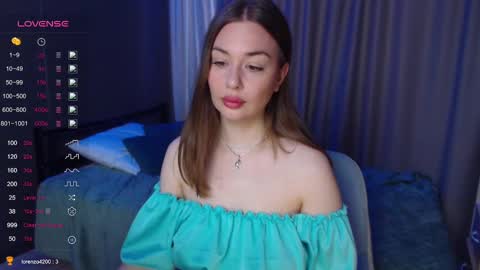 Julia online show from February 28, 3:04 am