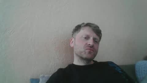 forgotten_lover online show from May 15, 9:27 am