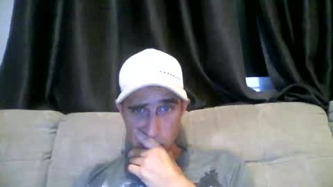 fouraide42 online show from March 10, 5:34 am