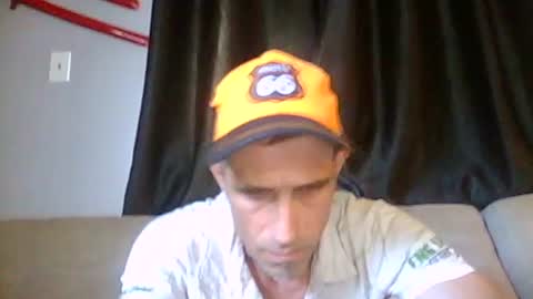 Snapshot of fouraide42 chatting on June 26, 11:20 pm fouraide42 online show from June 26, 11:20 pm