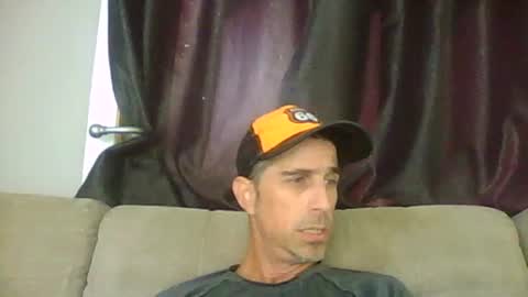 Snapshot of fouraide42 chatting on July 20, 2:30 pm fouraide42 online show from July 20, 2:30 pm