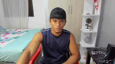 Snapshot of fox_evans chatting on November 6, 7:15 pm Fox online show from November 6, 7:15 pm